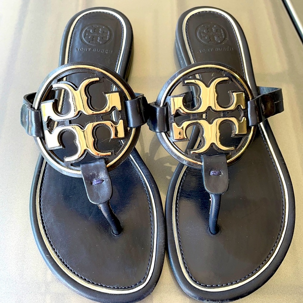 Sandles